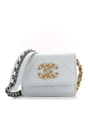 Lambskin Quilted Chanel 19 Flap Card #270129C15B